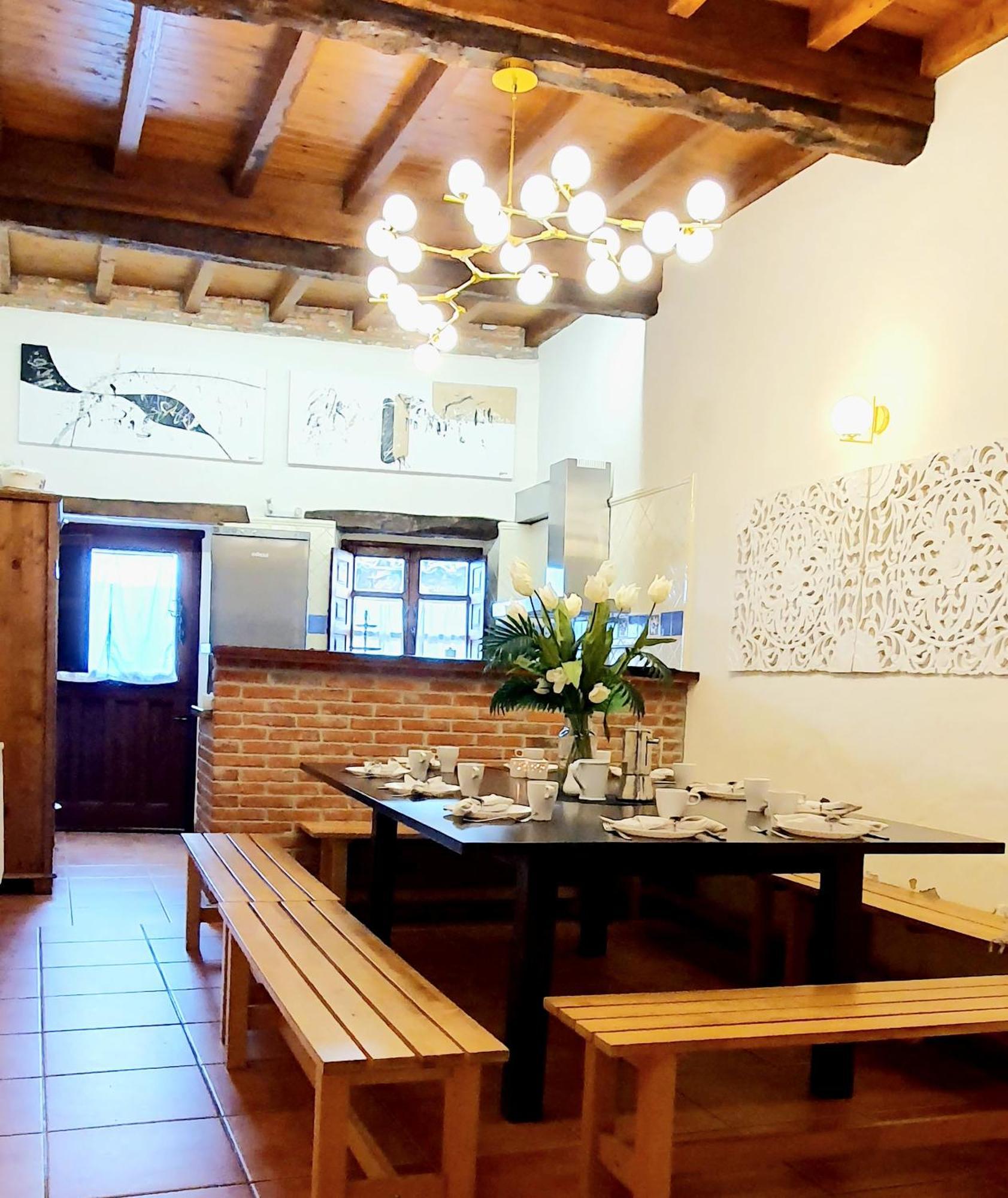 El Juacu Guest House Llanes Exterior photo